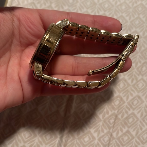 Fossil gold watch. - Picture 4 of 6